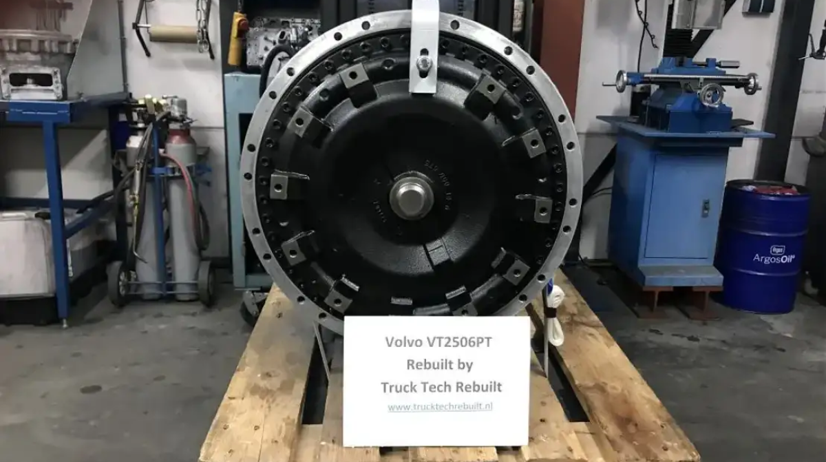 VT2506PT With or Without retarder / With or without second steering pump